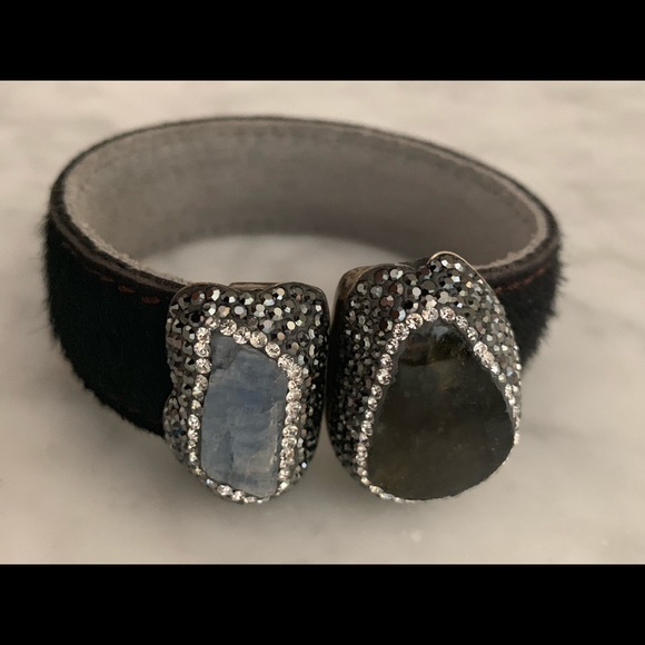 Jewelry - Black hide stones & crystals Cuff Bracelet! Jewelry - Black hide stones & crystals Cuff Bracelet!